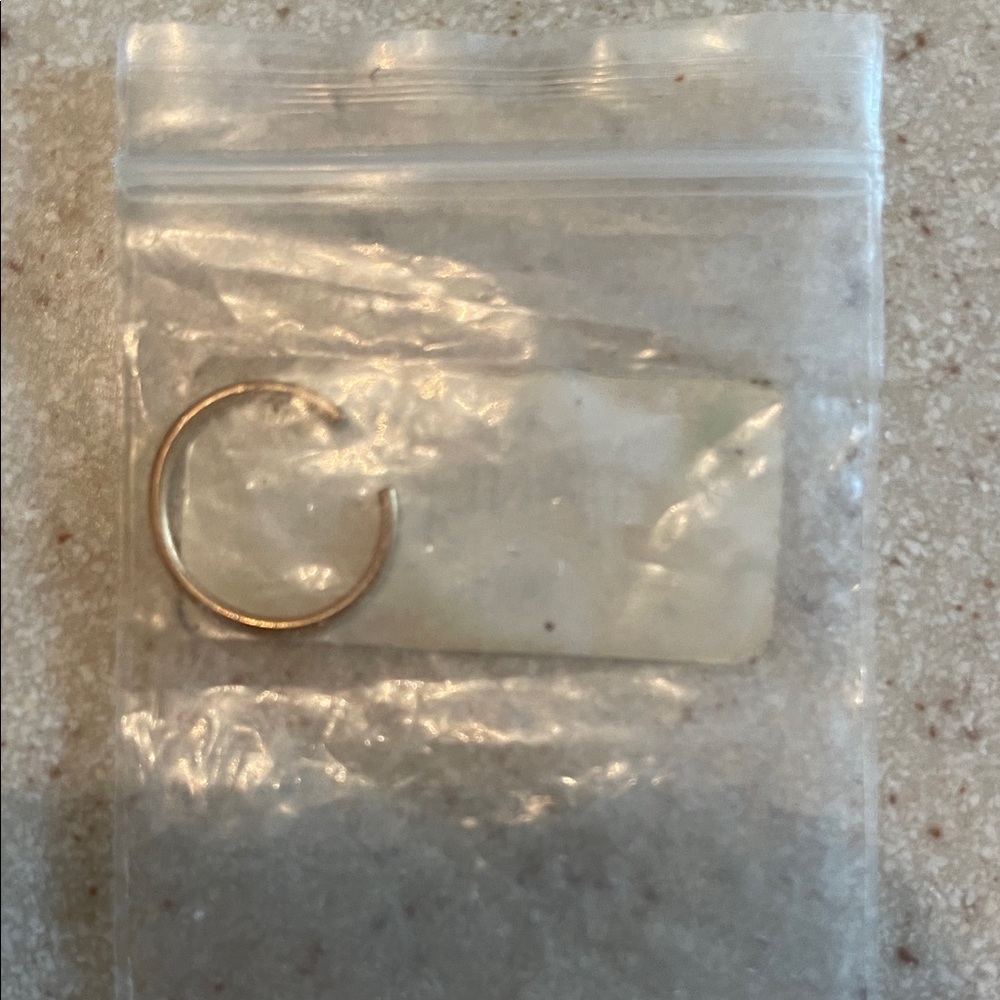 14 k gold Hoop Earring